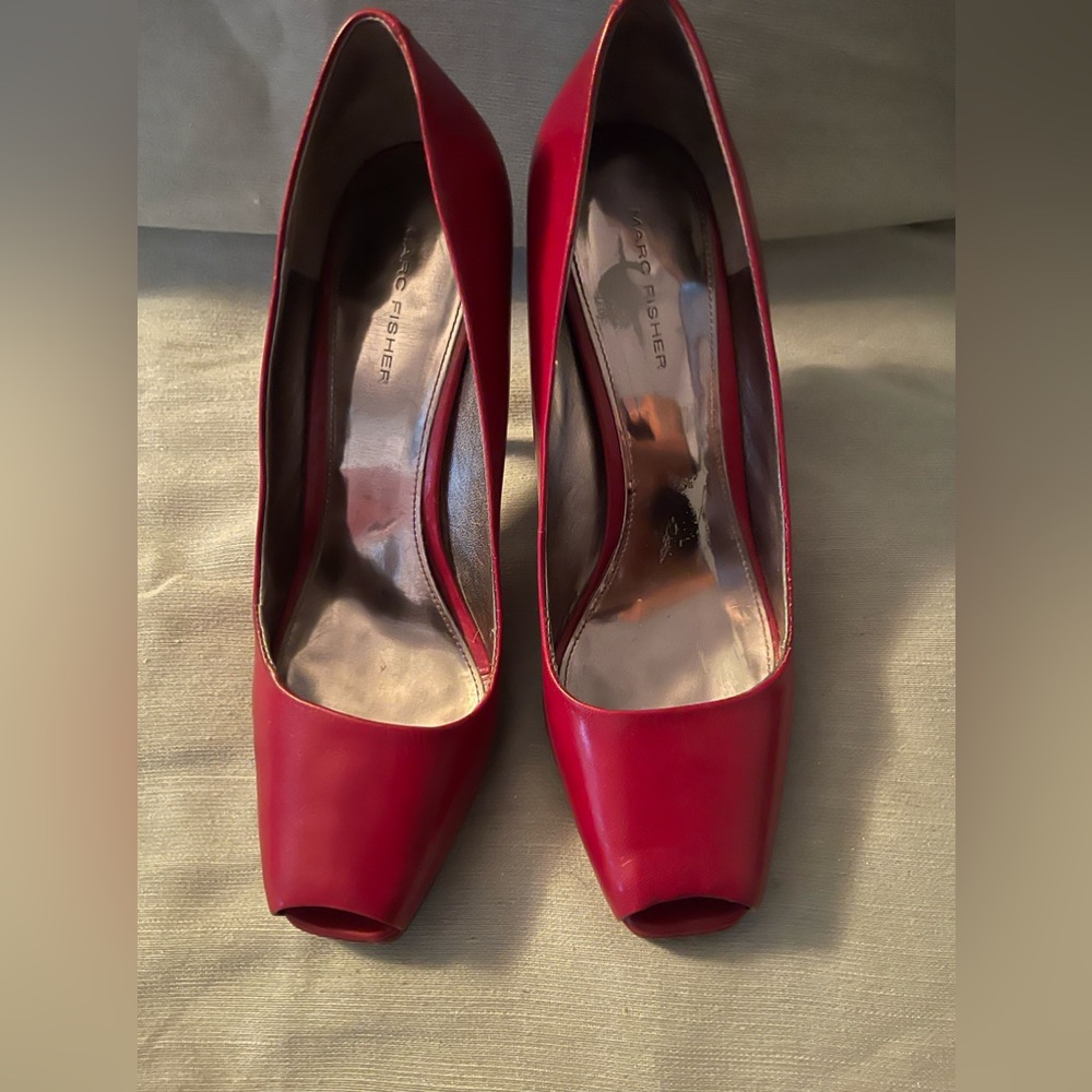 Red leather Marc Fisher heels with small platform.
